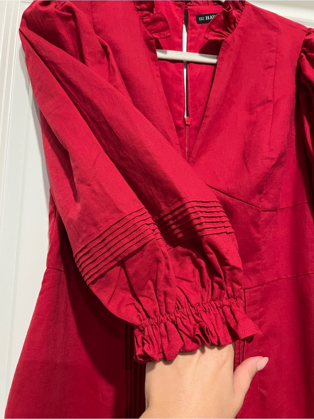 Haute Rogue red linen/cotton mini dress w puffed sleeves - Picture 10 of 13